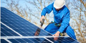 Installation Maintenance Panneaux Solaires Photovoltaïques à Salerm